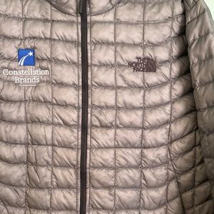 Men’s North face Thermoball Jacket, Large, Gray